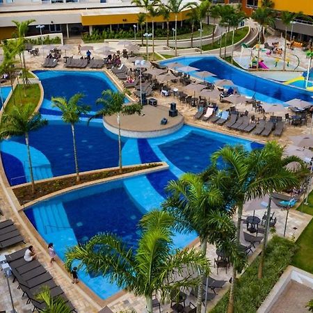 Enjoy Solar das Águas Park Resort Olímpia Exterior foto The swimming pool at the resort