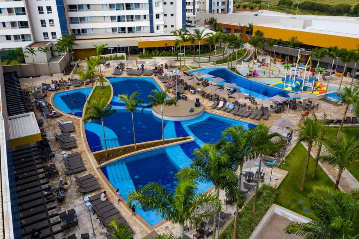 Enjoy Solar das Águas Park Resort Olímpia Exterior foto The swimming pool at the resort